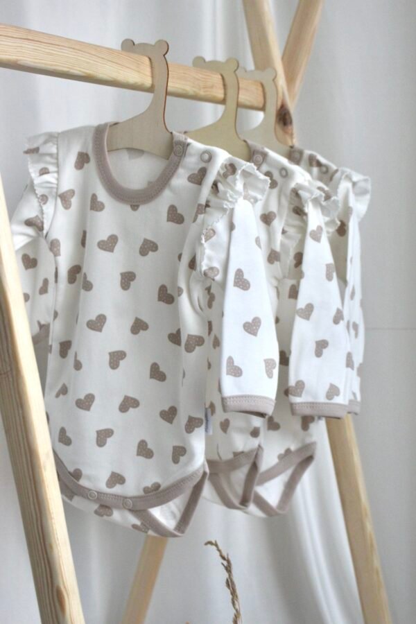 Bodijs ar sirsniņām