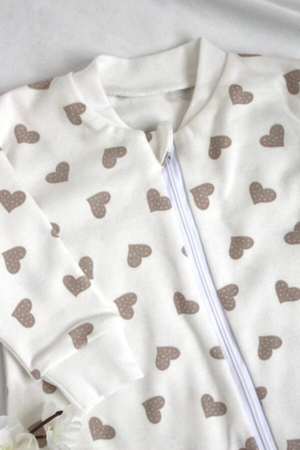 Pidžama ar sirsniņām